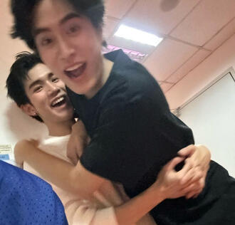 my current fav pic₊˚⊹ ᰔ